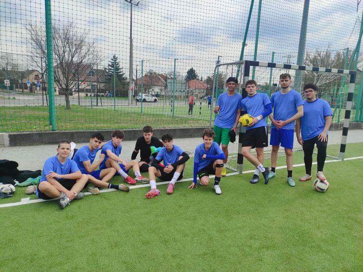 Ezüstérem a kispályás labdarúgó tornán!