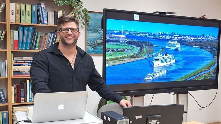 Fazekas Botond motivációs előadása